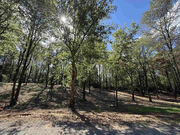 0.75 Acres of Residential Land for Sale in Vinemont, Alabama