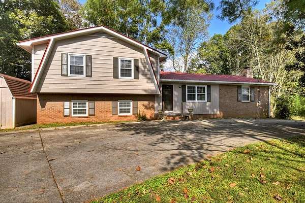 1.55 Acres of Residential Land with Home for Sale in Ellijay, Georgia