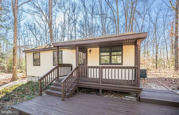 6 Acres of Residential Land with Home for Sale in Doswell, Virginia