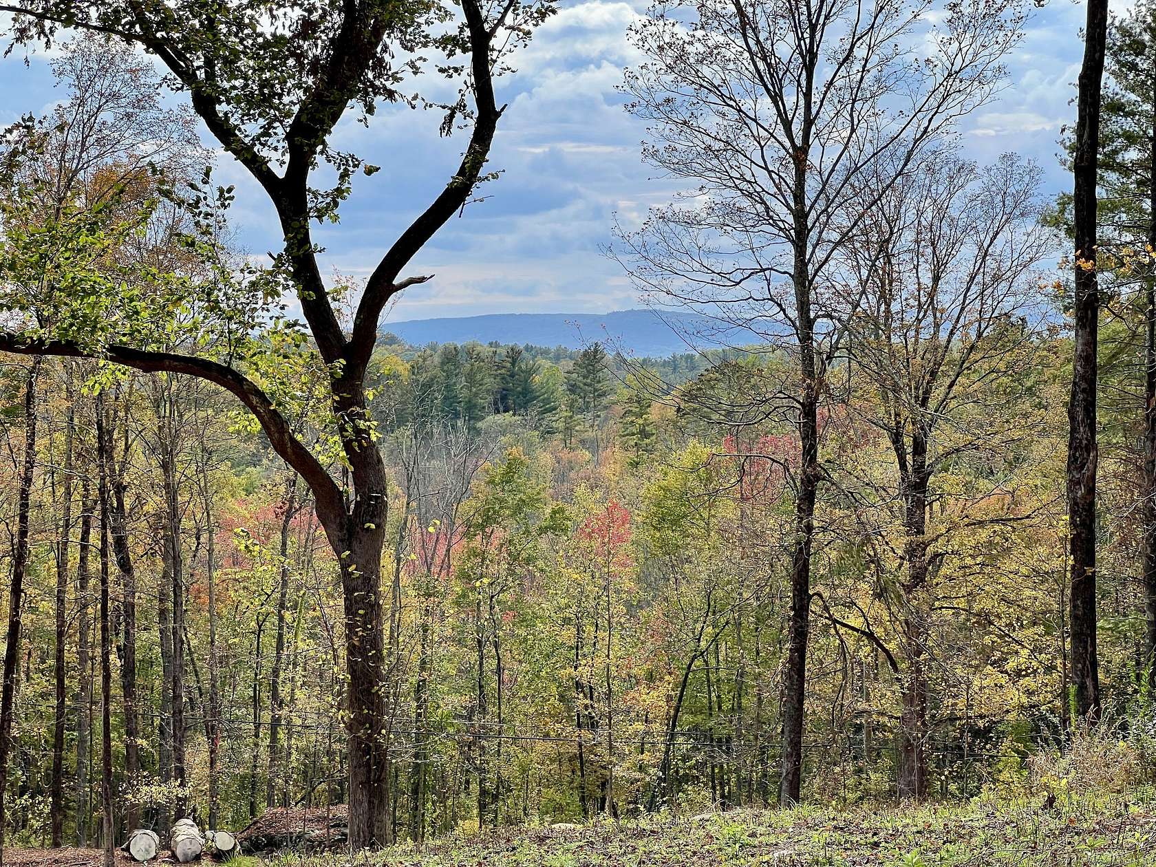 6 Acres of Residential Land for Sale in Salisbury, Connecticut