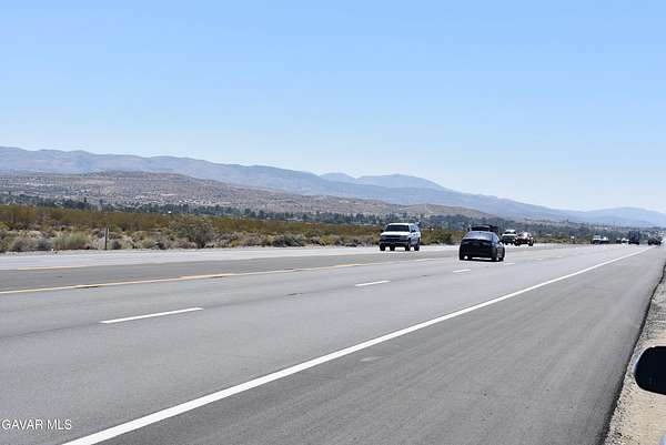 8.56 Acres of Commercial Land for Sale in Pearblossom, California