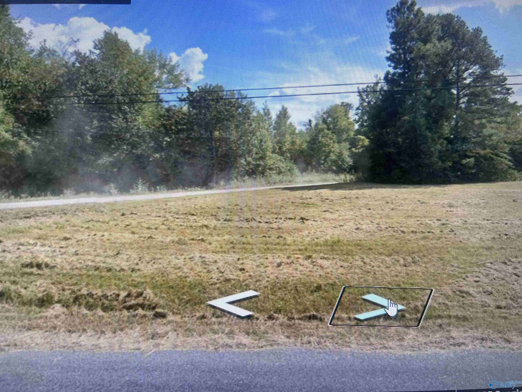 0.5 Acres of Land for Sale in Arab, Alabama