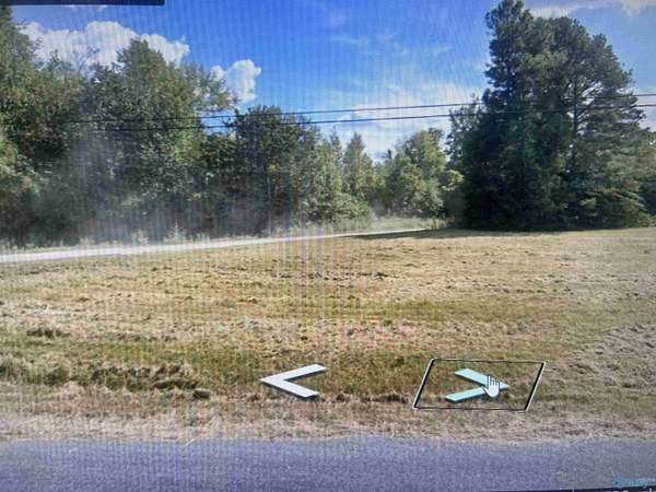 0.5 Acres of Land for Sale in Arab, Alabama