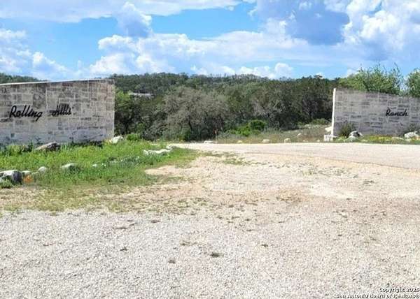 2.57 Acres of Residential Land for Sale in Hondo, Texas