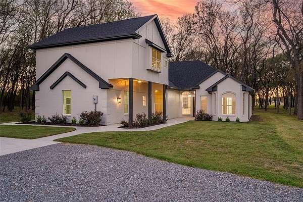 10 Acres of Land with Home for Sale in Anna, Texas