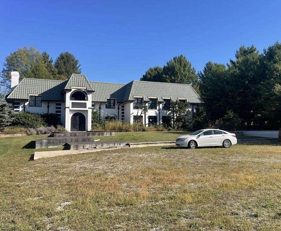 1.5 Acres of Residential Land with Home for Sale in Indianapolis, Indiana