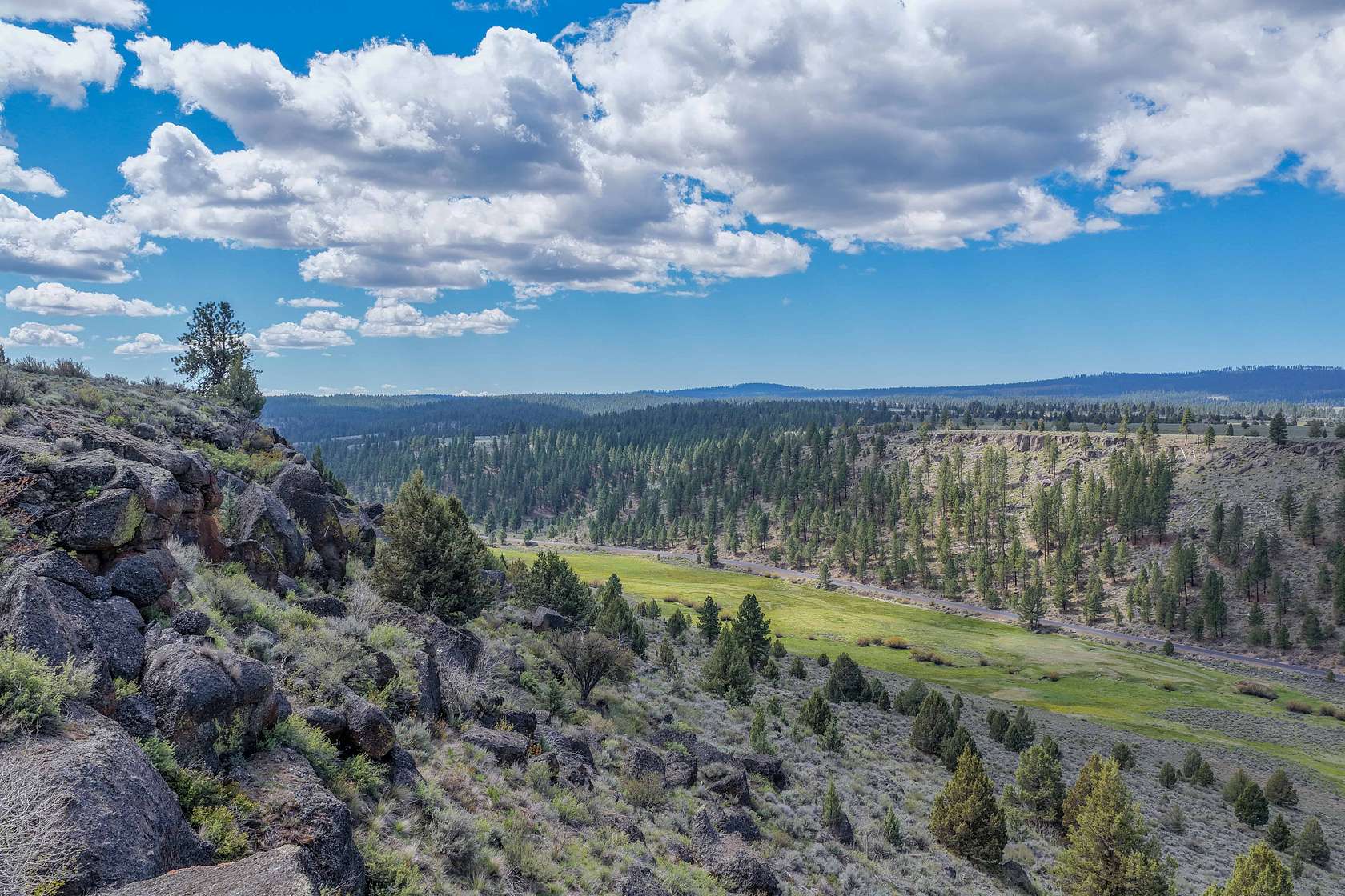 480 Acres of Land for Sale in Hines, Oregon