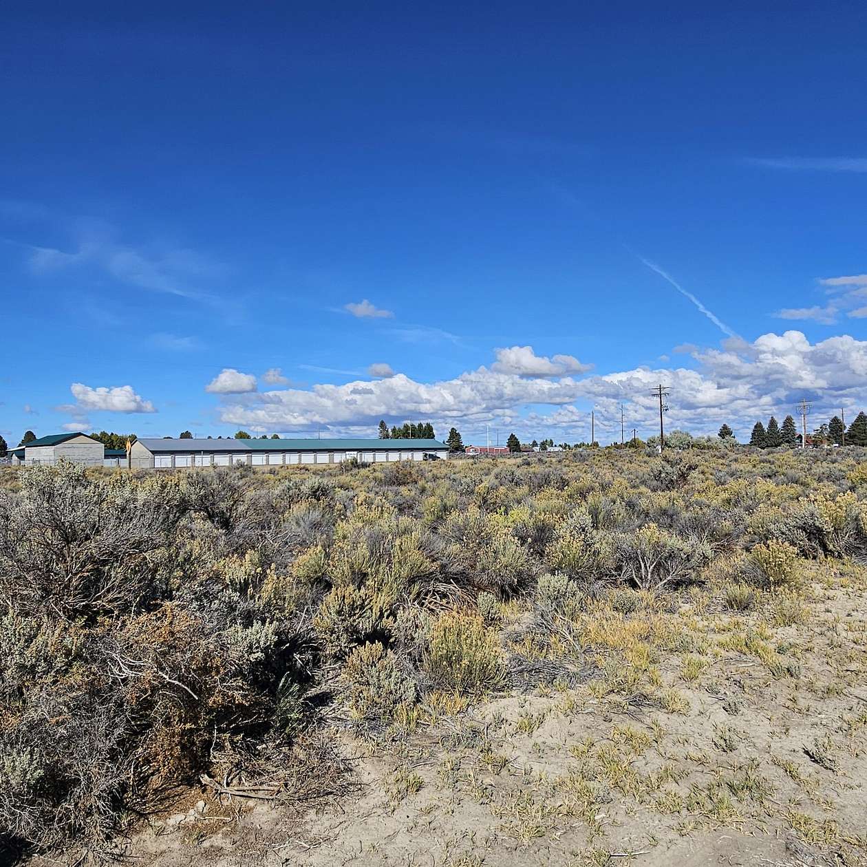 0.8 Acres of Commercial Land for Sale in Christmas Valley, Oregon