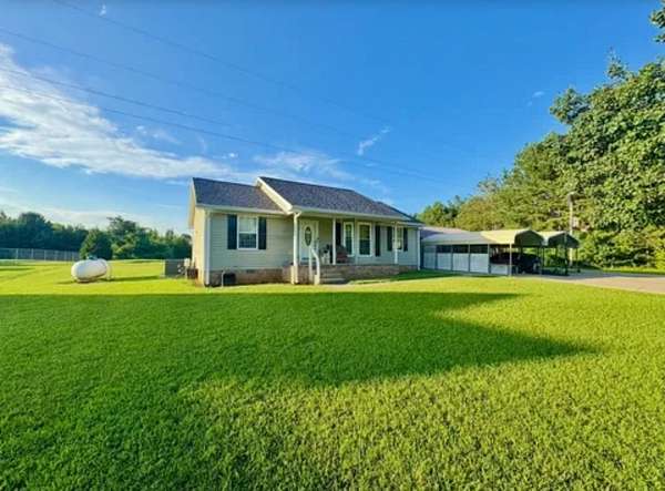 3.2 Acres of Residential Land with Home for Sale in Cadiz, Kentucky