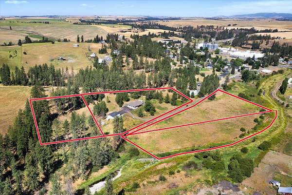 10.4 Acres of Land with Home for Sale in Rockford, Washington