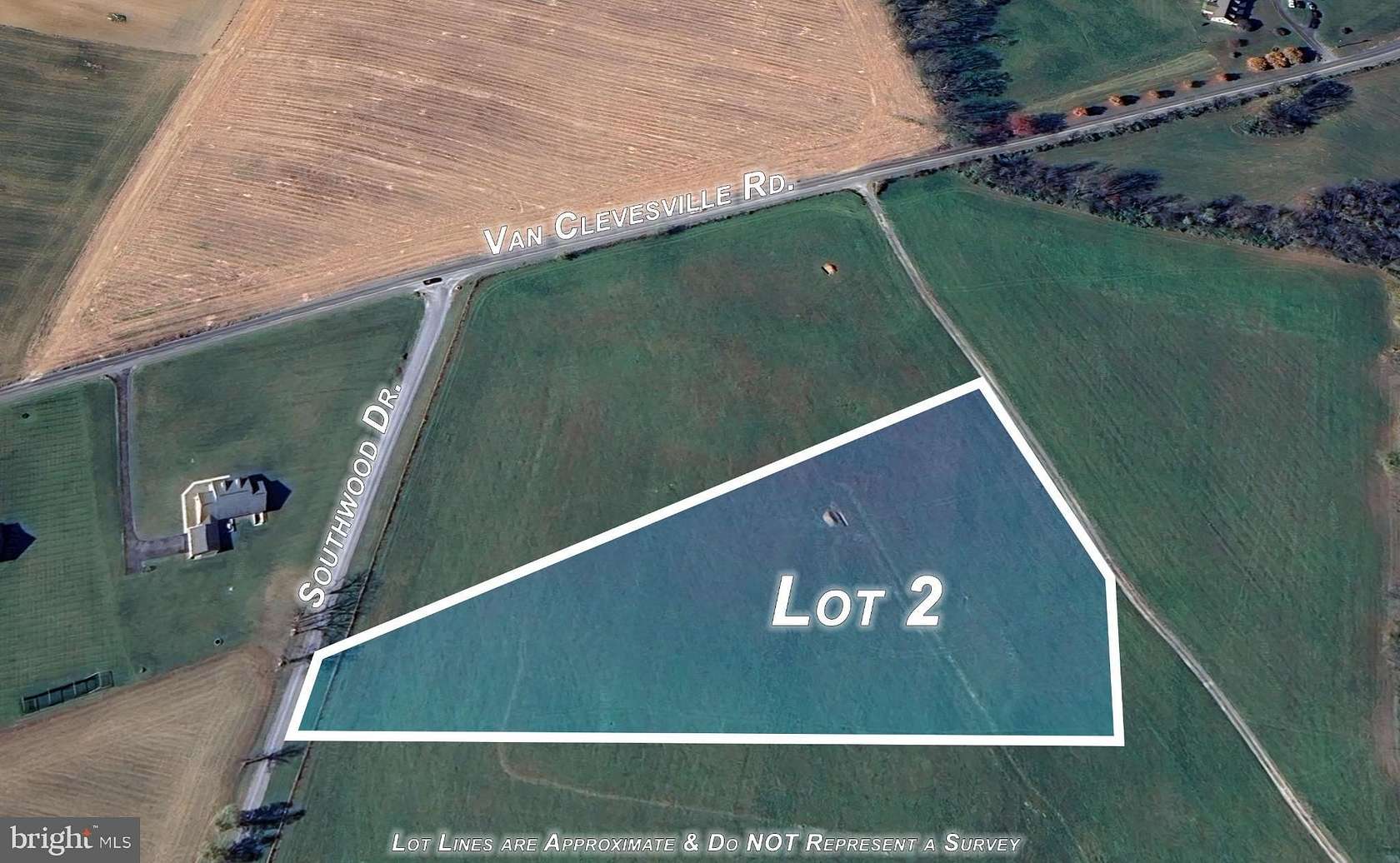 5 Acres of Residential Land for Sale in Kearneysville, West Virginia