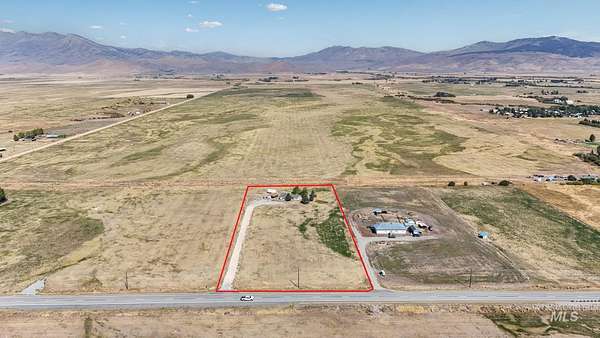 4.7 Acres of Improved Mixed-Use Land for Sale in Fairfield, Idaho