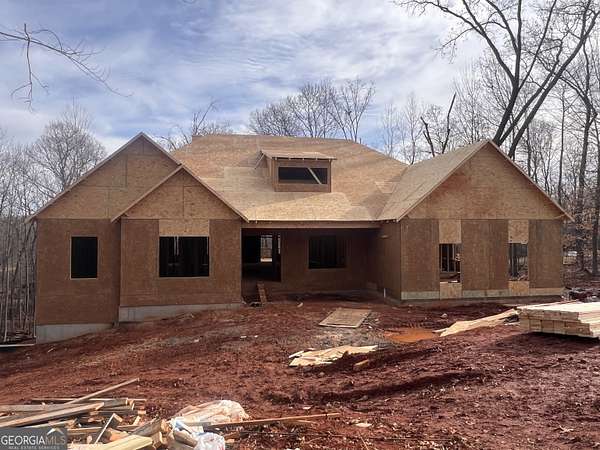 2 Acres of Residential Land with Home for Sale in Clarkesville, Georgia