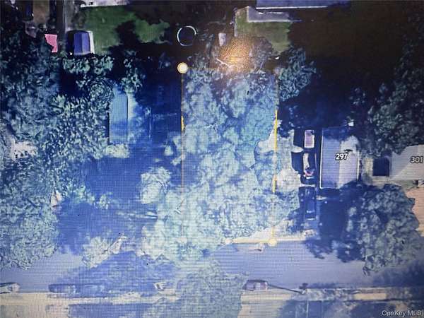 0.09 Acres of Residential Land for Sale in Wyandanch, New York