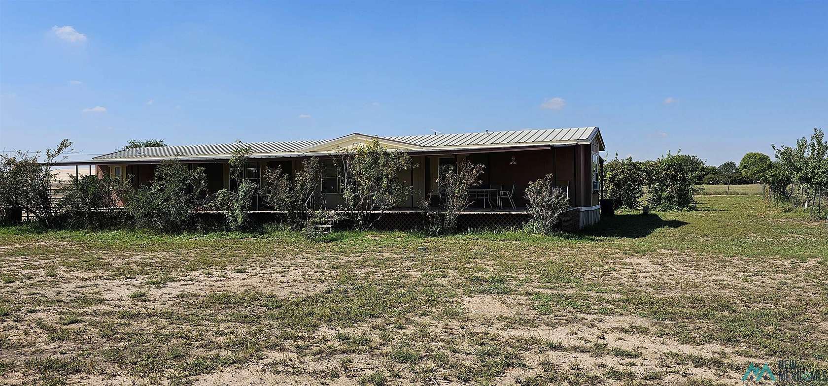 2.17 Acres of Residential Land with Home for Sale in Roswell, New Mexico