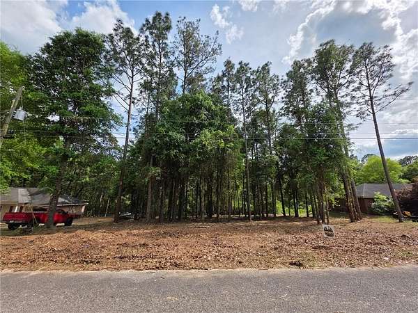 0.5 Acres of Residential Land for Sale in Axis, Alabama