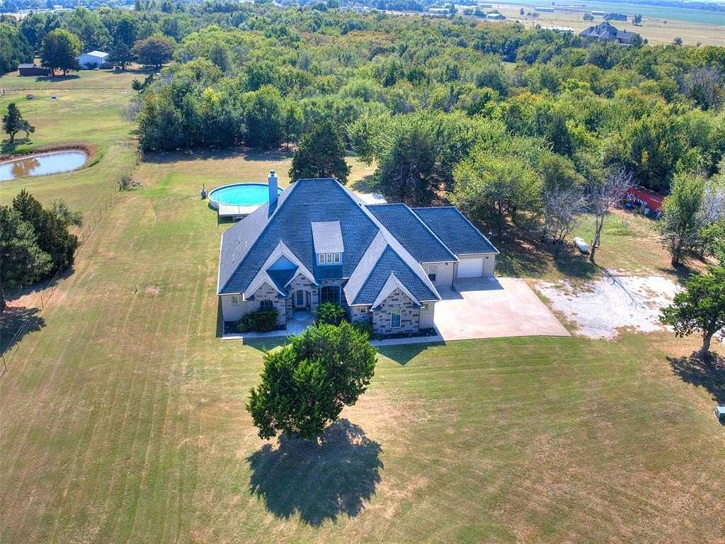 9.67 Acres of Residential Land with Home for Sale in Kingfisher, Oklahoma