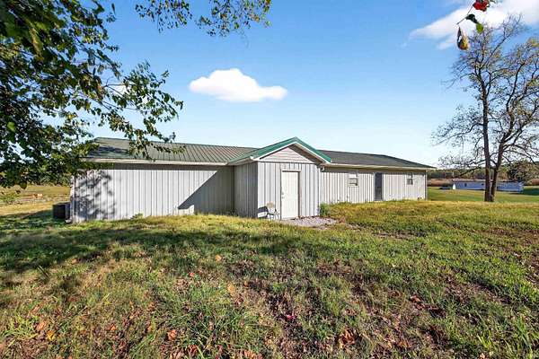 2 Acres of Improved Mixed-Use Land for Sale in Mitchell, Indiana