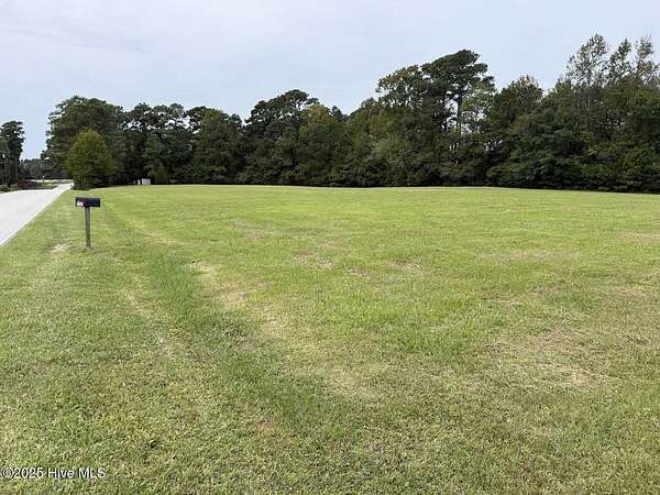5.27 Acres of Residential Land for Sale in Peletier, North Carolina