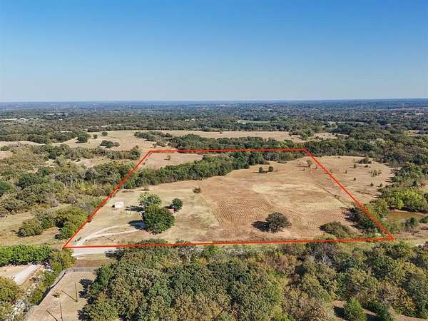 21 Acres of Recreational Land with Home for Sale in Konawa, Oklahoma