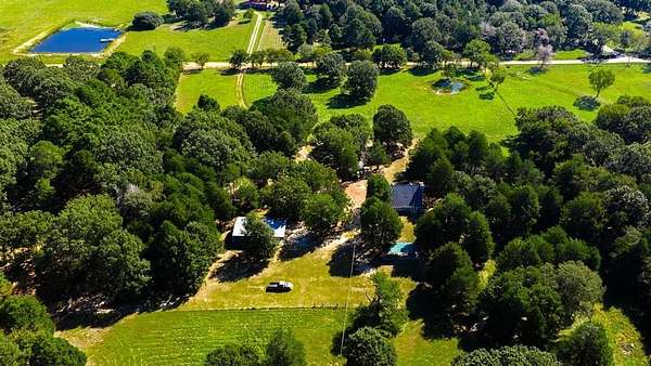 10.1 Acres of Land with Home for Sale in Athens, Texas