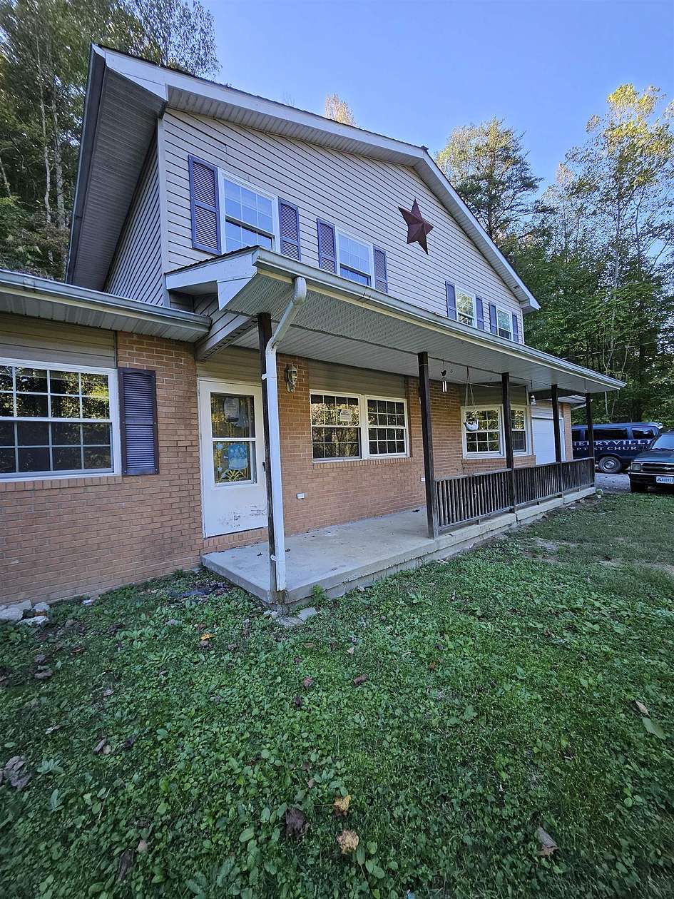 3.44 Acres of Residential Land with Home for Sale in Louisa, Kentucky