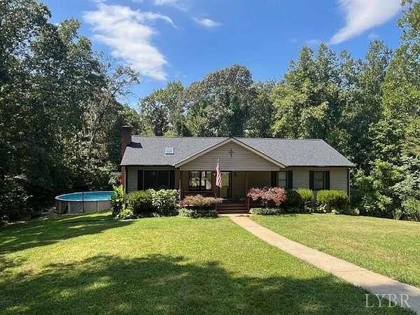 4.84 Acres of Residential Land with Home for Sale in Monroe, Virginia