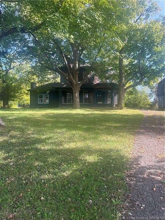 5 Acres of Residential Land with Home for Sale in New Albany, Indiana