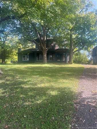 5 Acres of Residential Land with Home for Sale in New Albany, Indiana