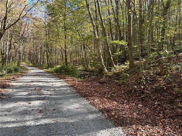 2 Acres of Residential Land for Sale in Saltlick Township, Pennsylvania