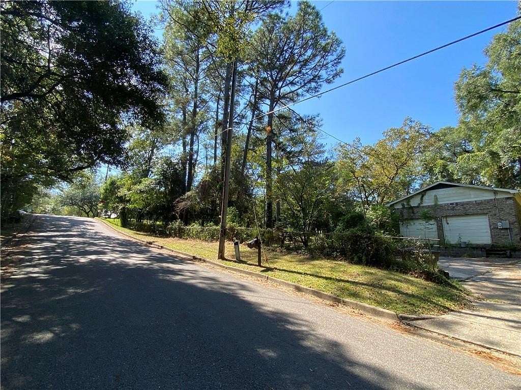 2.25 Acres of Mixed-Use Land for Sale in Mobile, Alabama