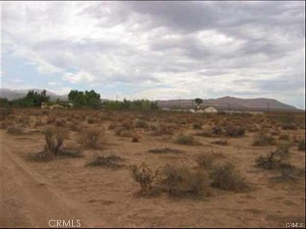 2 Acres of Residential Land for Sale in Apple Valley, California