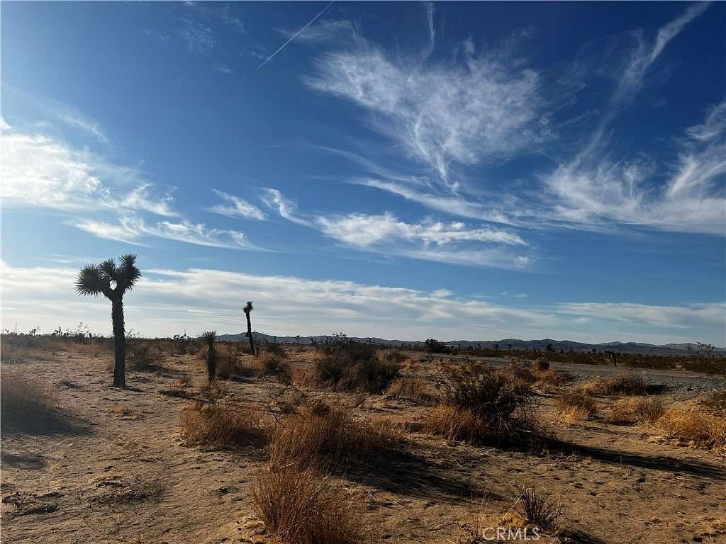 20 Acres of Mixed-Use Land for Sale in Adelanto, California