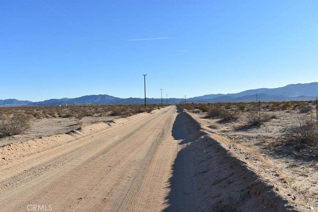 7.5 Acres of Residential Land for Sale in Twentynine Palms, California