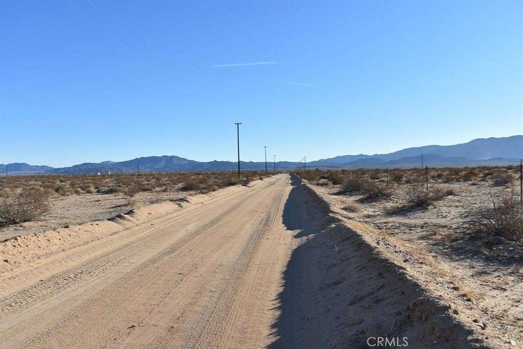 7.5 Acres of Residential Land for Sale in Twentynine Palms, California