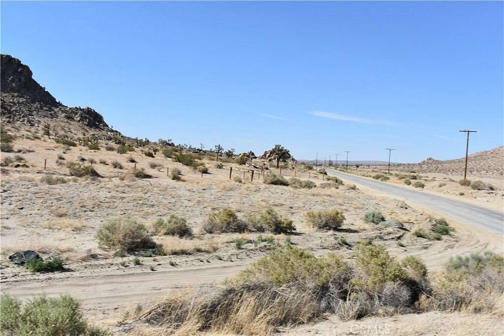 5 Acres of Land for Sale in Lancaster, California