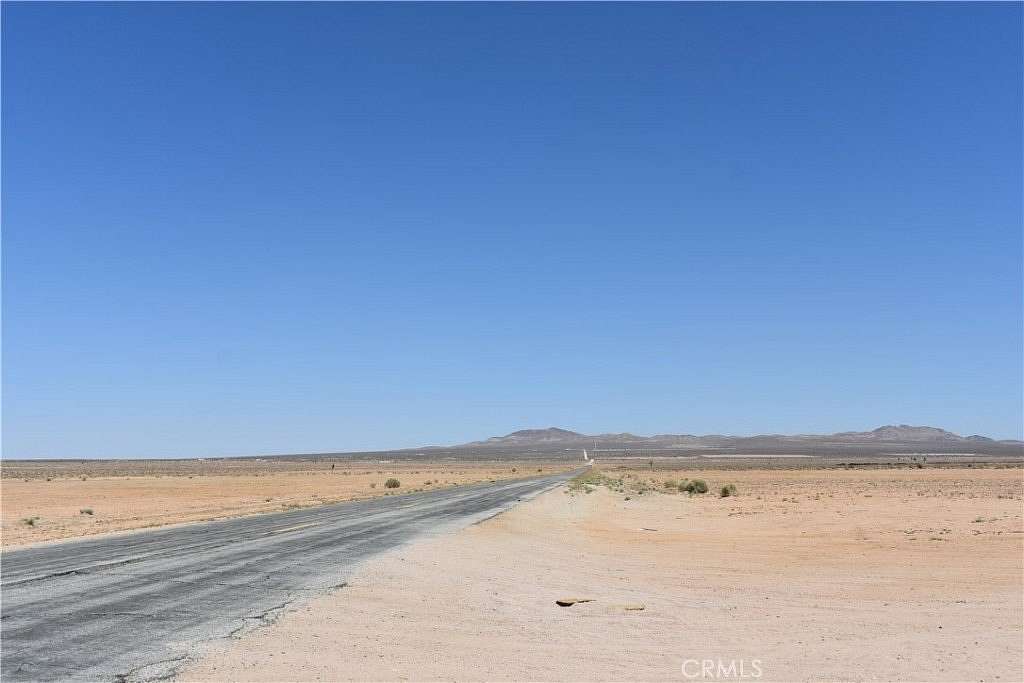 2.88 Acres of Land for Sale in Palmdale, California