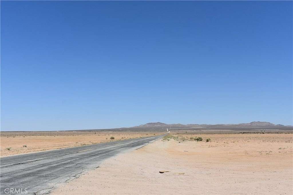 5.17 Acres of Land for Sale in Palmdale, California