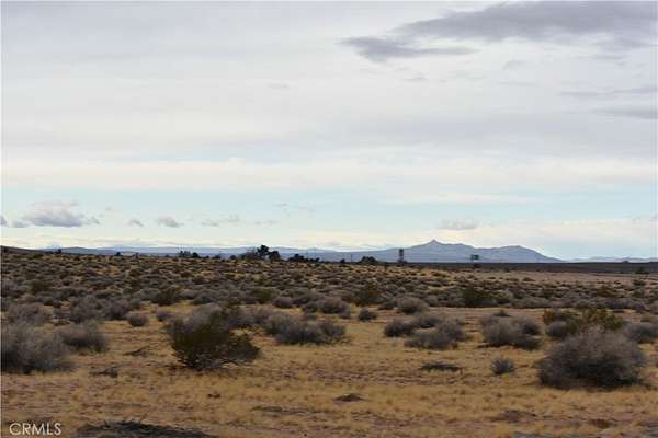 5 Acres of Land for Sale in Helendale, California