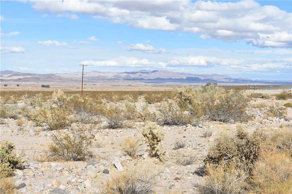 2.5 Acres of Land for Sale in Apple Valley, California