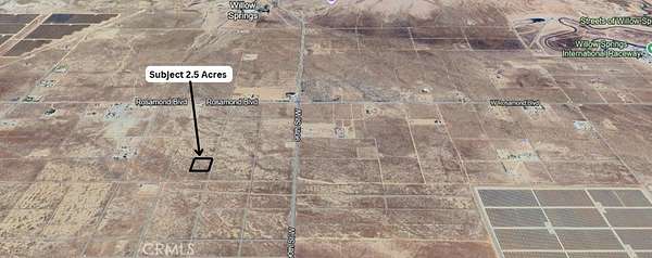 2.5 Acres of Land for Sale in Rosamond, California