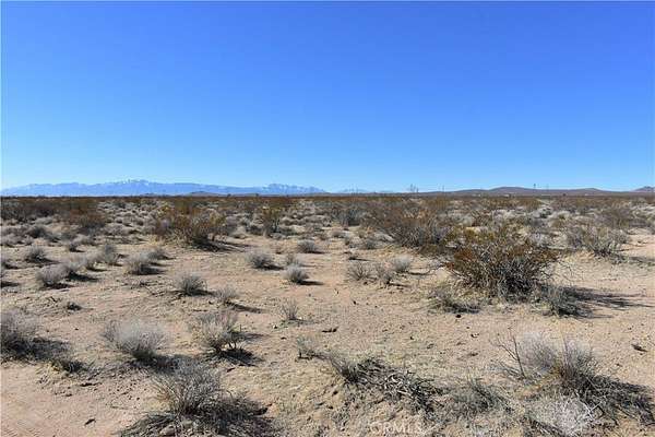 7.5 Acres of Land for Sale in Barstow, California