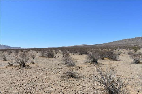 5 Acres of Land for Sale in Hinkley, California