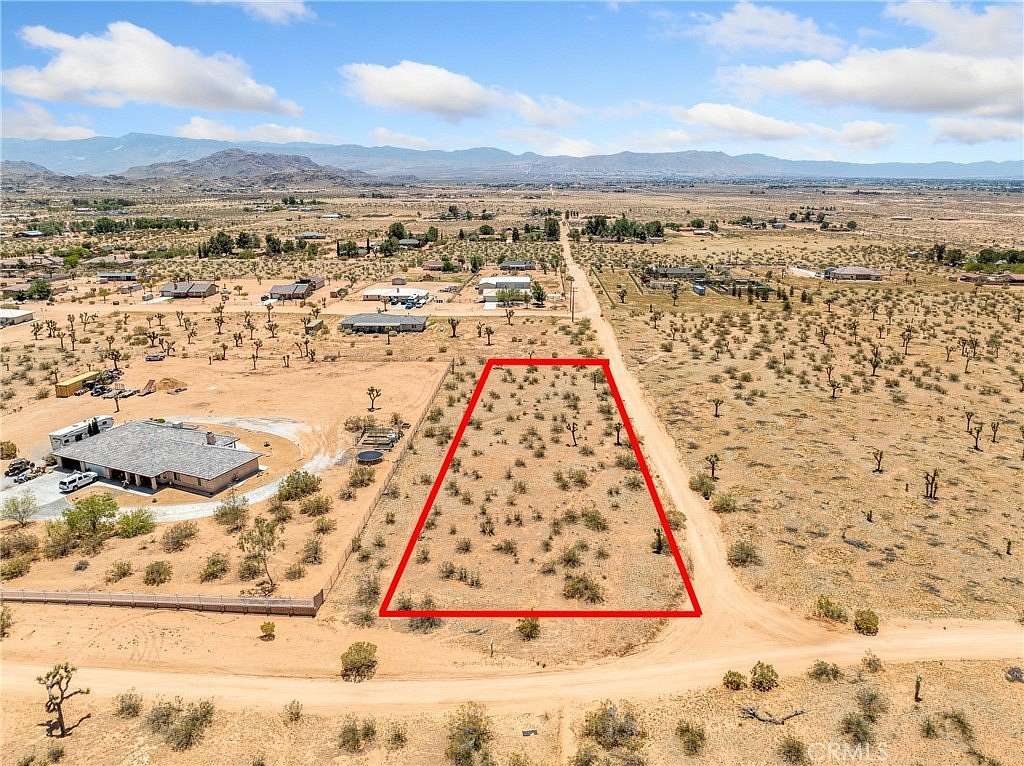 1.25 Acres of Land for Sale in Apple Valley, California