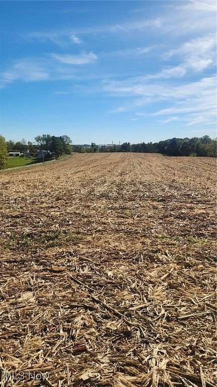 13.9 Acres of Mixed-Use Land for Sale in Zanesville, Ohio