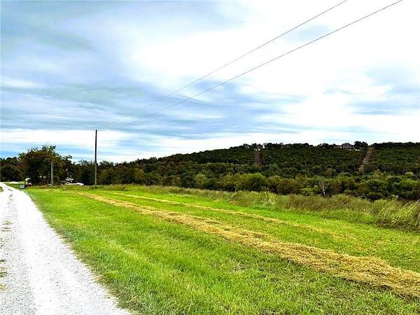 11 Acres of Land for Sale in Eureka Springs, Arkansas