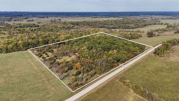 11 Acres of Recreational Land for Sale in South Greenfield, Missouri