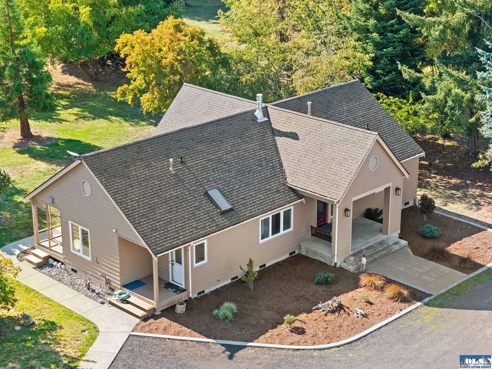 2.6 Acres of Residential Land with Home for Sale in Sequim, Washington