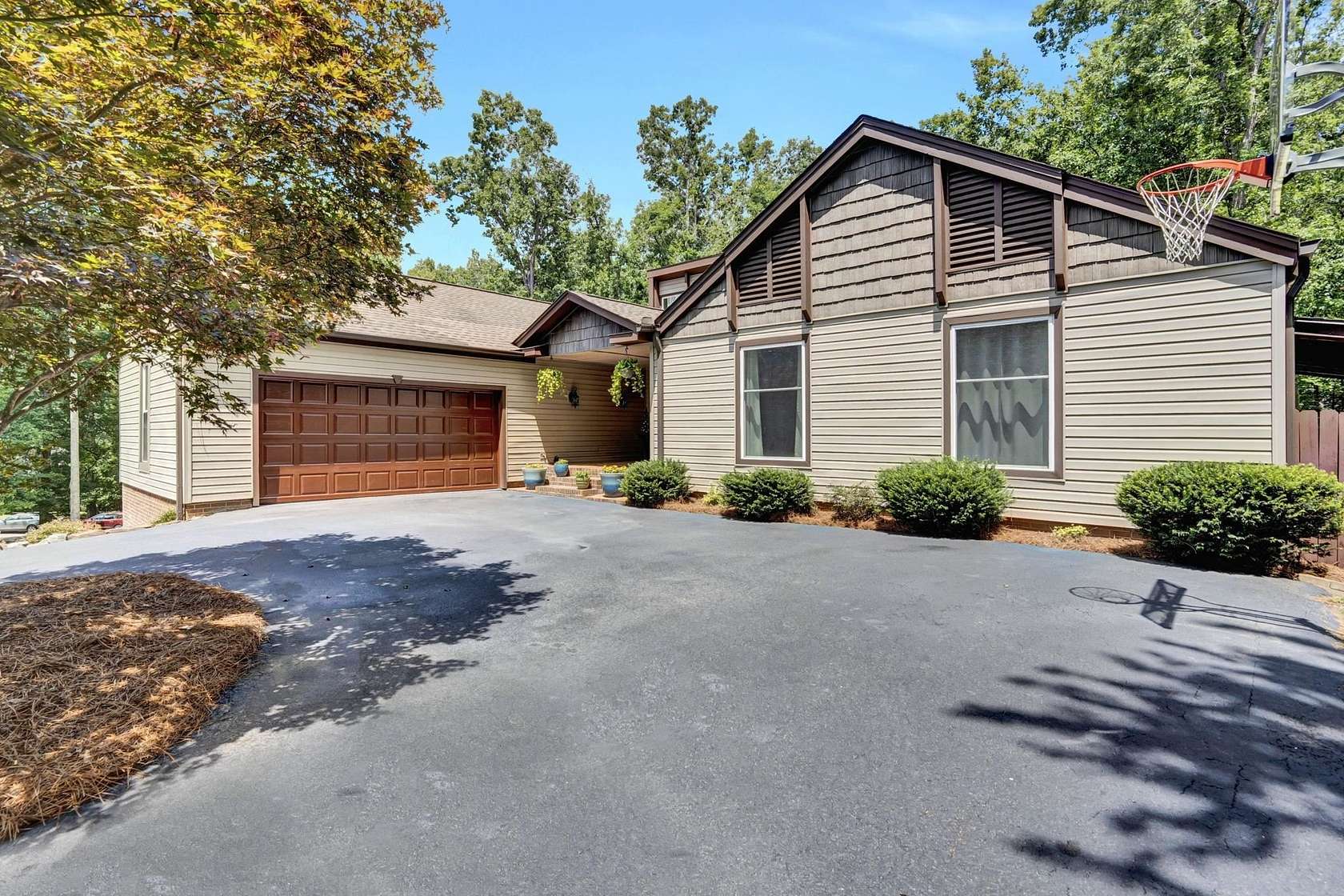 2 Acres of Residential Land with Home for Sale in Woodruff, South Carolina