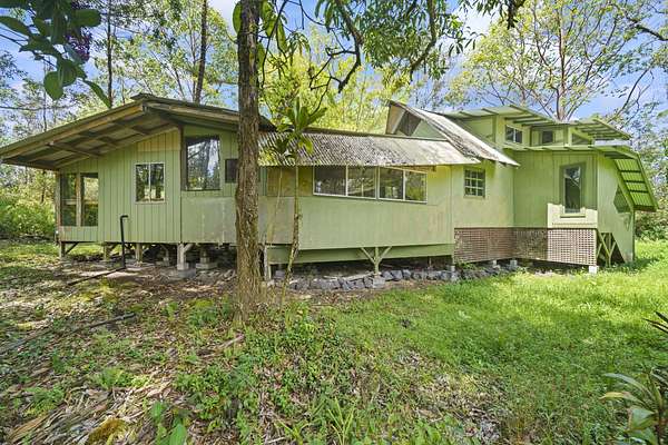 3 Acres of Residential Land with Home for Sale in Mountain View, Hawaii